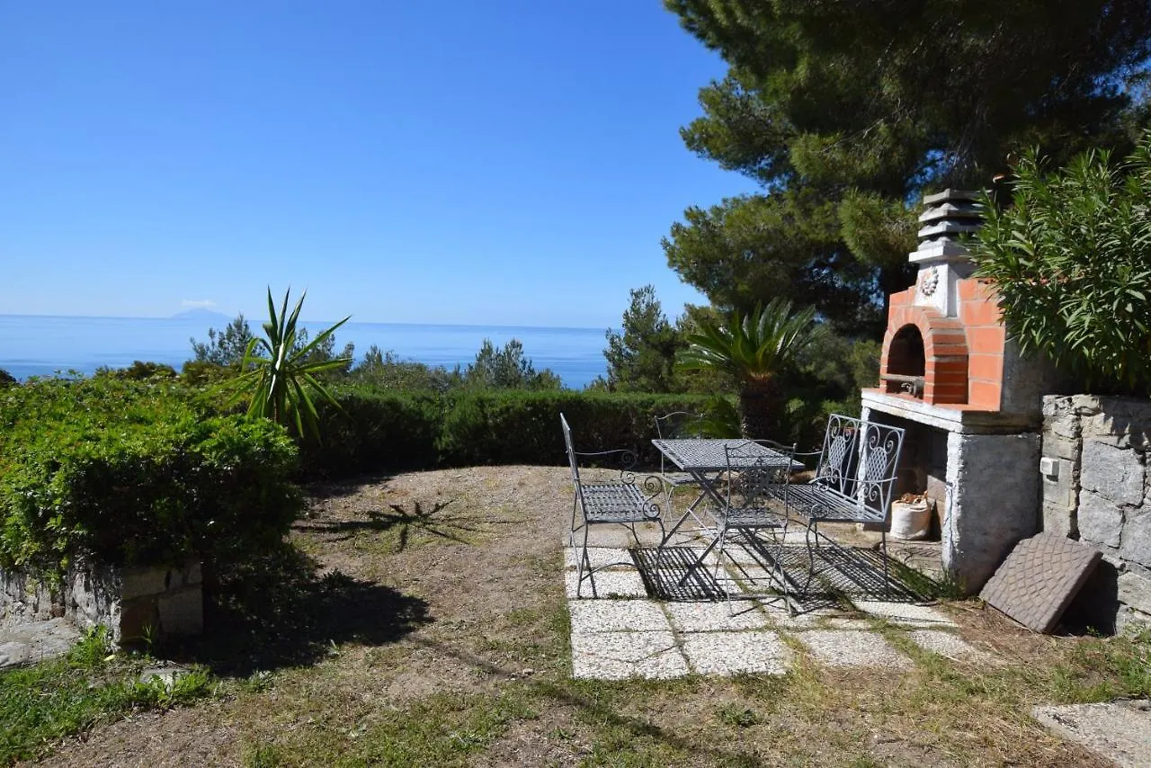 The Golden Bees Apartment Marina di Campo