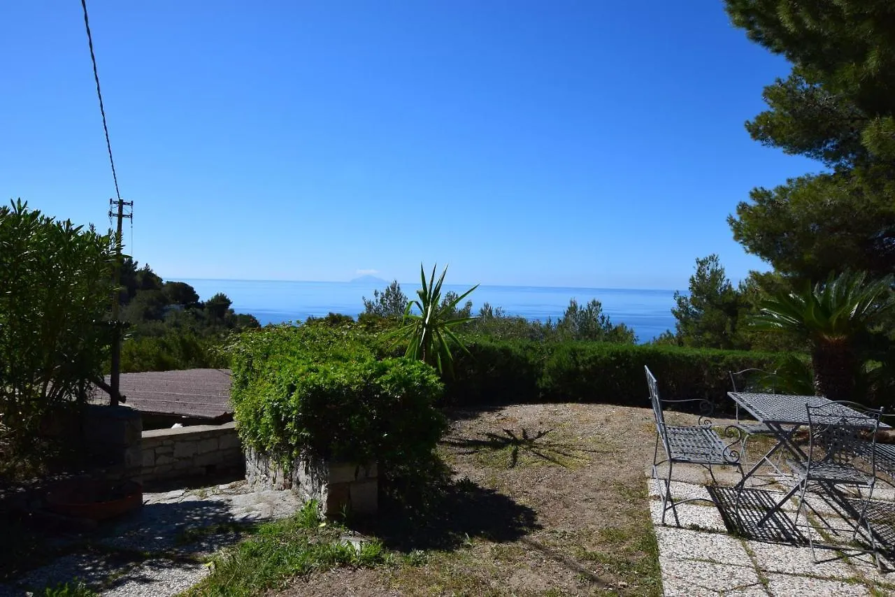 The Golden Bees Apartment Marina di Campo