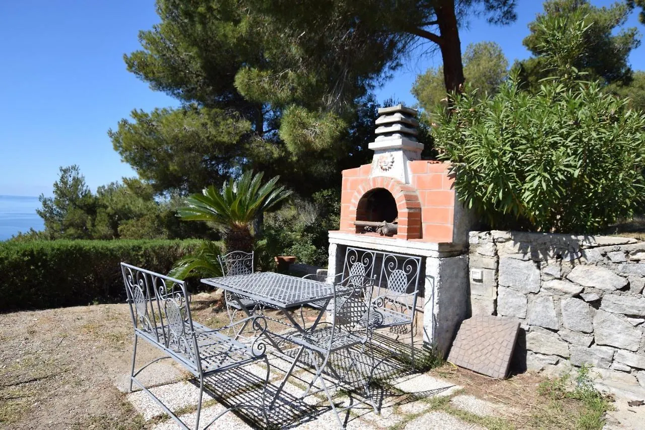 The Golden Bees Apartment Marina di Campo