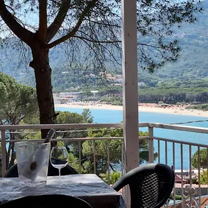  Ferienhaus Vacanzamaredue 2